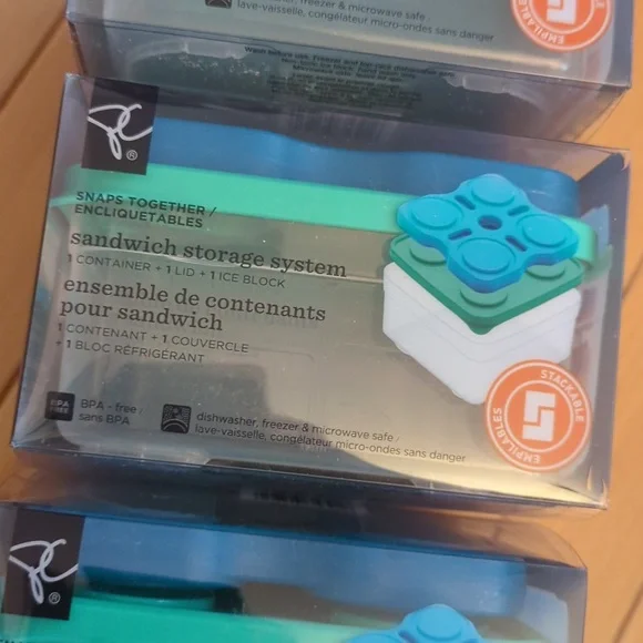 3 Stackable Sandwich Boxes with Stackable Ice Blocks - Picture 2 of 4